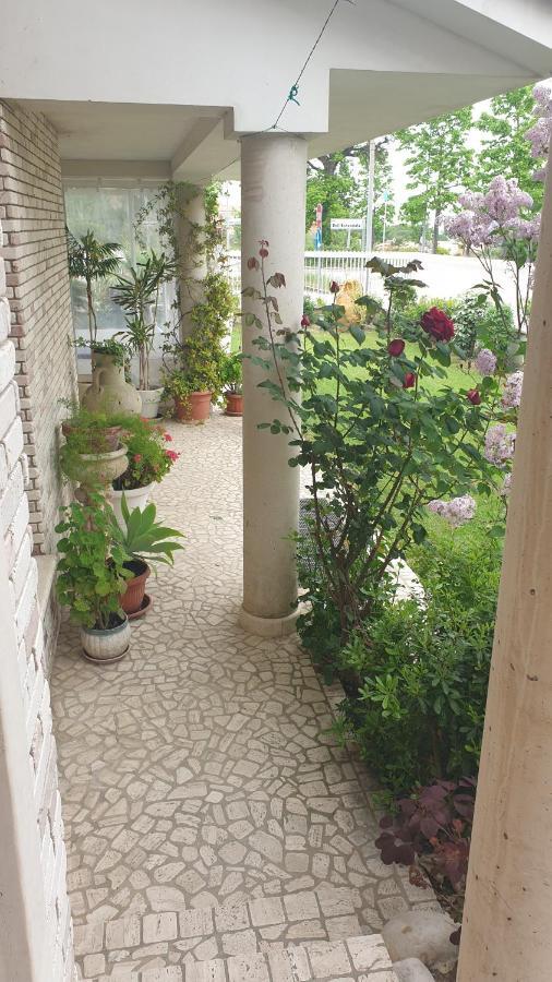 Villa Gioia Rooms มอนเตกรานาโร ภายนอก รูปภาพ