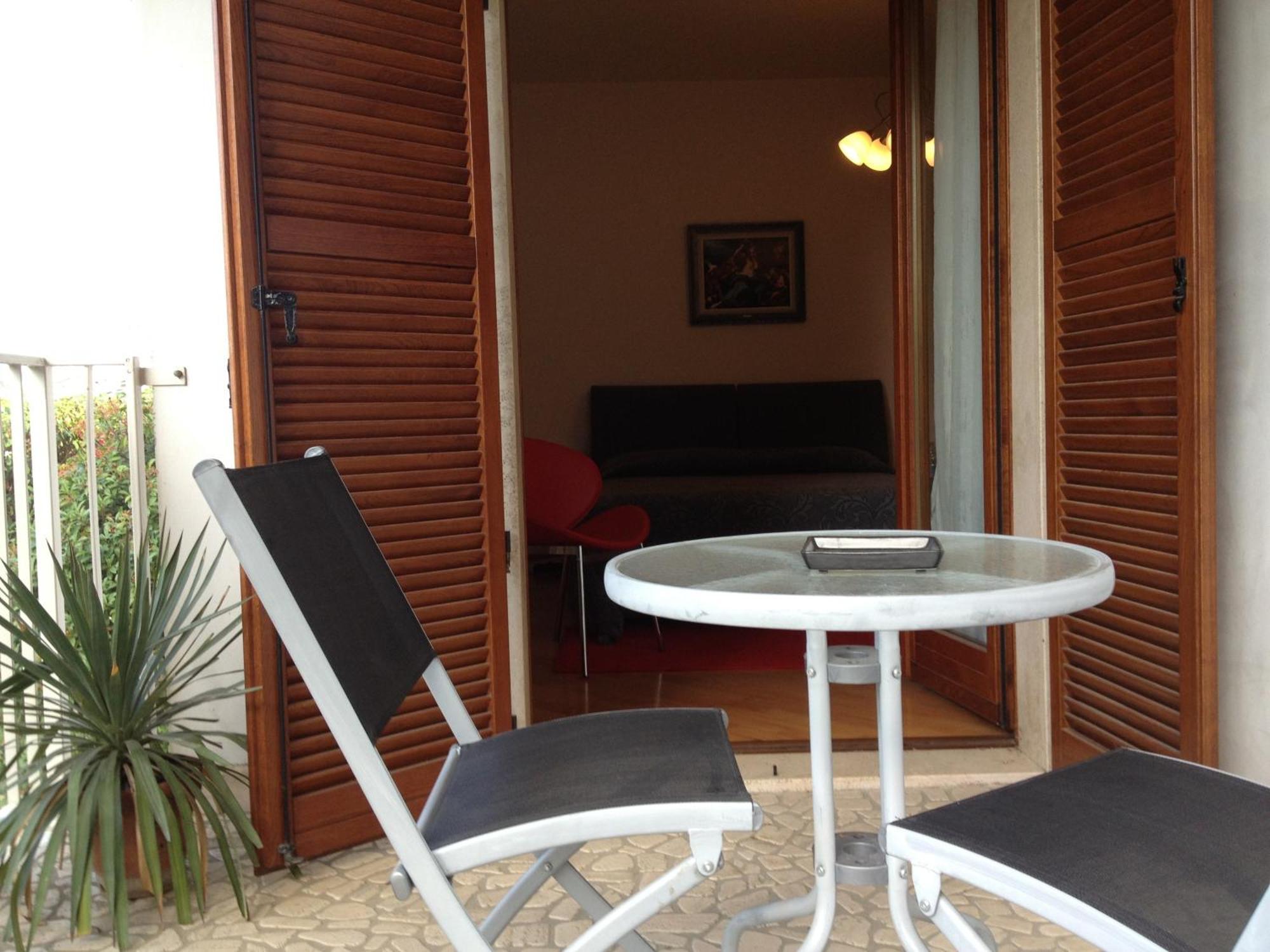 Villa Gioia Rooms มอนเตกรานาโร ภายนอก รูปภาพ