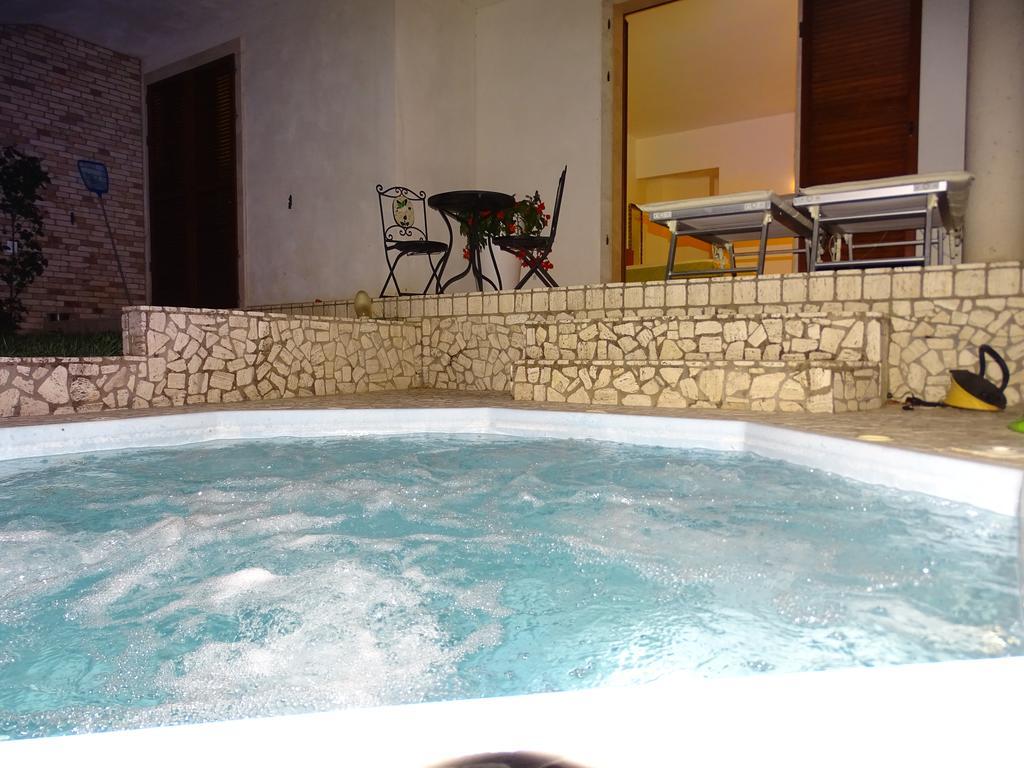 Villa Gioia Rooms มอนเตกรานาโร ภายนอก รูปภาพ